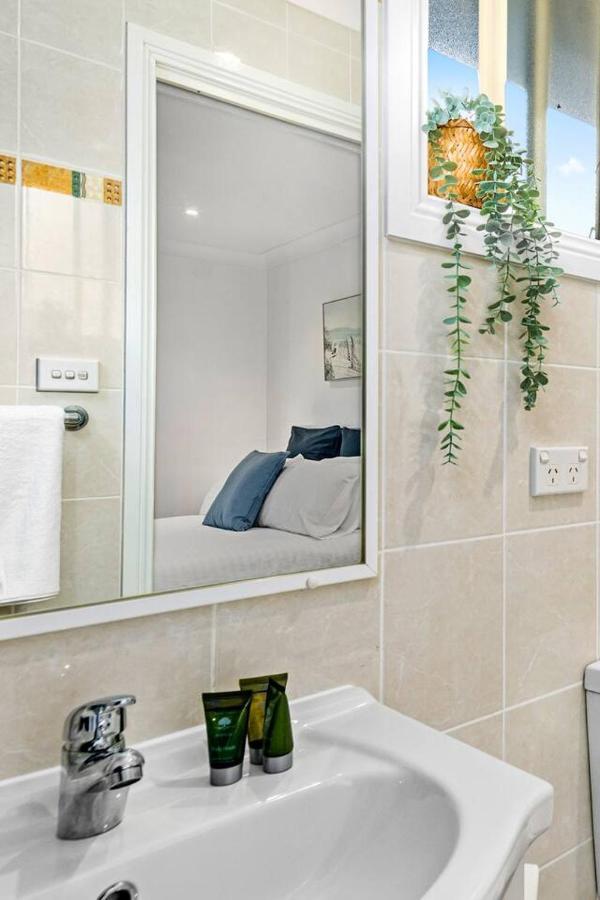Rothery Escape - A Cosy Coastal Holiday home Wollongong